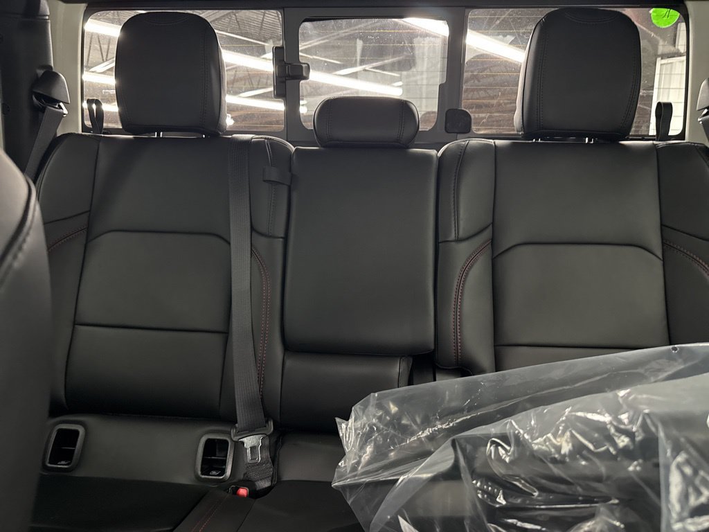 New 2026 Jeep Gladiator Rubicon AWD/4WD image 17