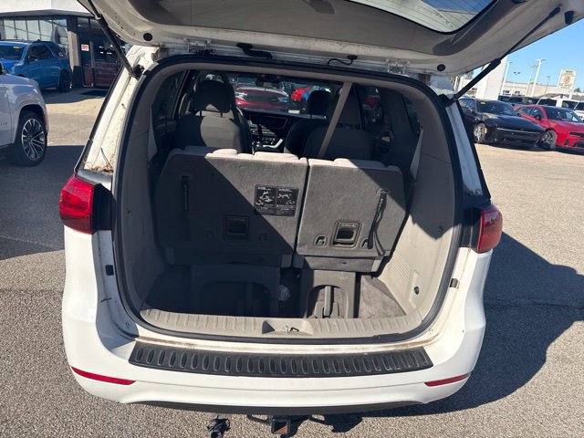 Used 2016 Kia Sedona LX FWD image 12