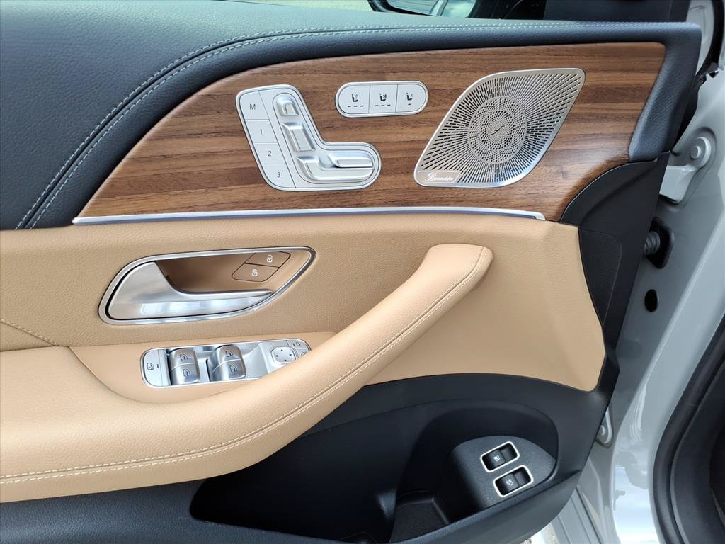Certified 2025 Mercedes-Benz GLE 450e 4MATIC image 14
