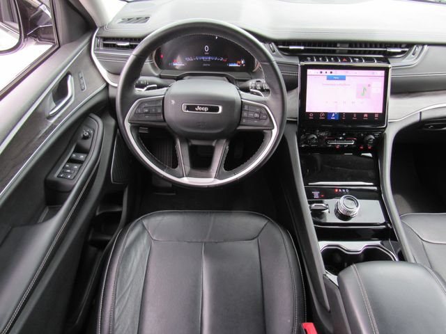Used 2022 Jeep Grand Cherokee Limited AWD/4WD image 18