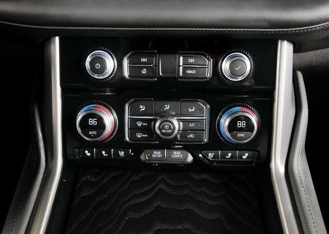 Used 2024 GMC Yukon Denali image 13