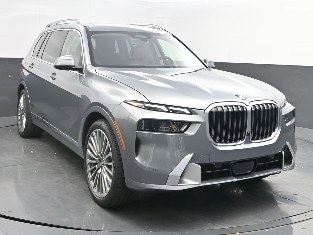 New 2026 BMW X7 xDrive40i video 1