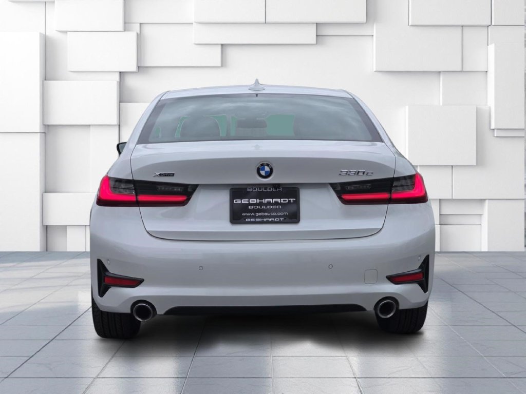 Used 2021 BMW 330e xDrive w/ Premium Package AWD/4WD image 6