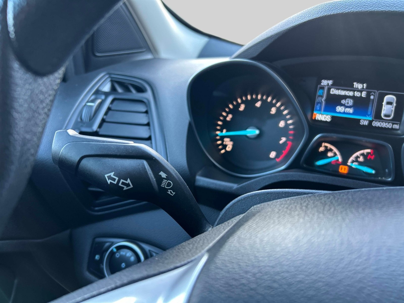 Used 2016 Ford Escape SE w/ Equipment Group 201A image 22