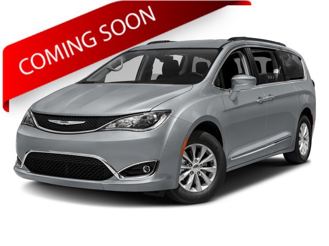 Used 2017 Chrysler Pacifica Touring-L Plus w/ Tire & Wheel Group