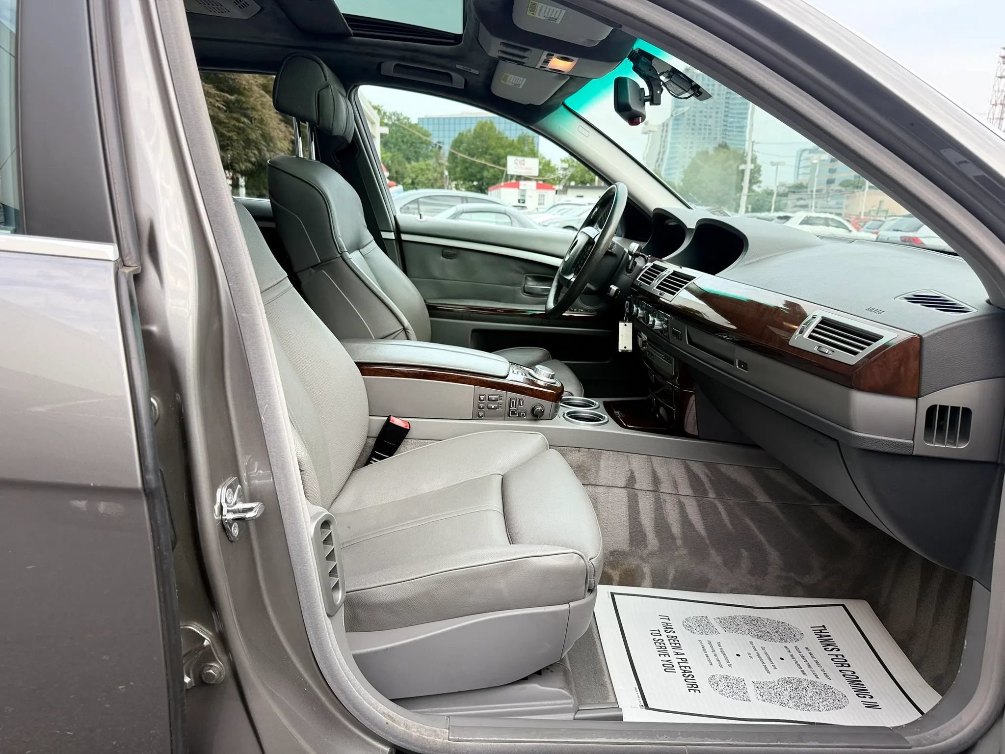 Used 2006 BMW 750Li RWD image 37