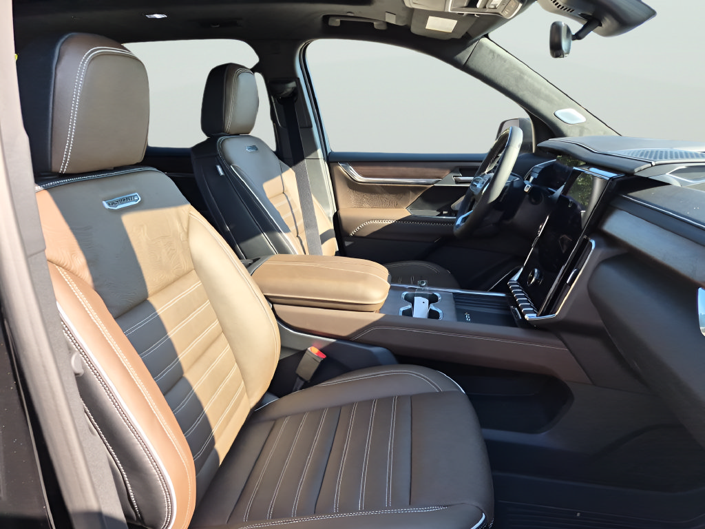 New 2027 GMC Acadia Denali Ultimate w/ LPO, Floor Liner Package AWD/4WD image 37