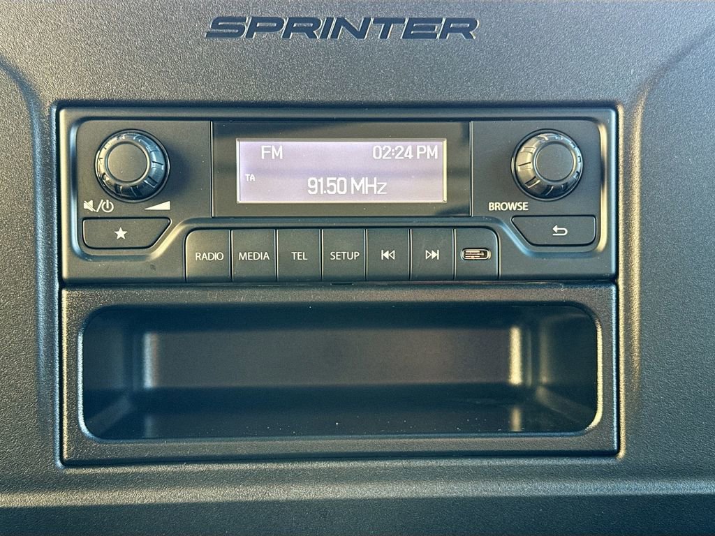 Used 2025 Mercedes-Benz Sprinter 2500 image 14