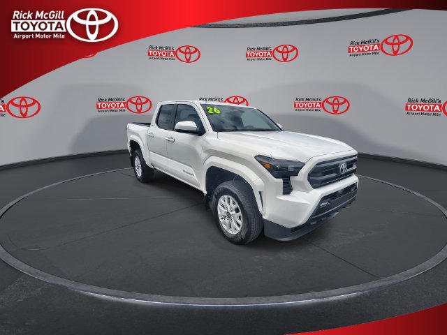 Used 2026 Toyota Tacoma SR5 AWD/4WD image 2