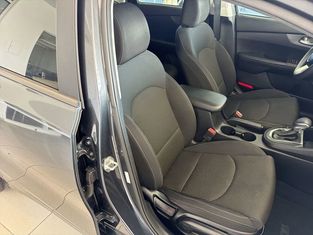 Used 2019 Kia Forte LXS image 18