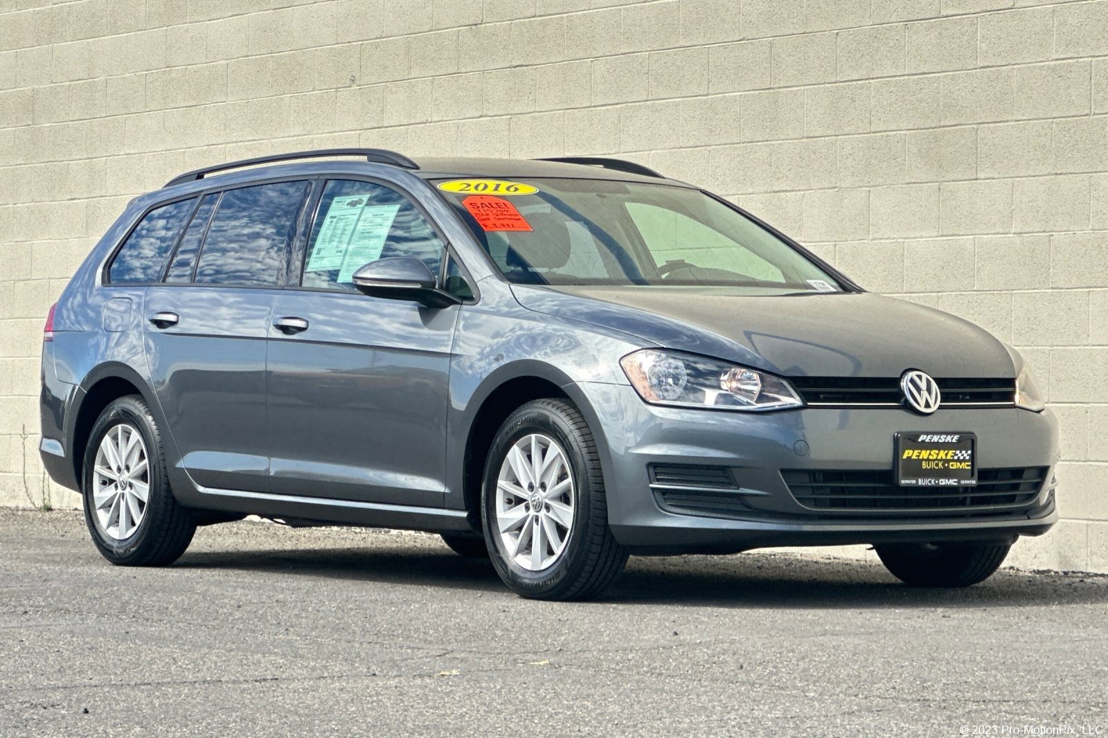 Used 2016 Volkswagen Golf S
