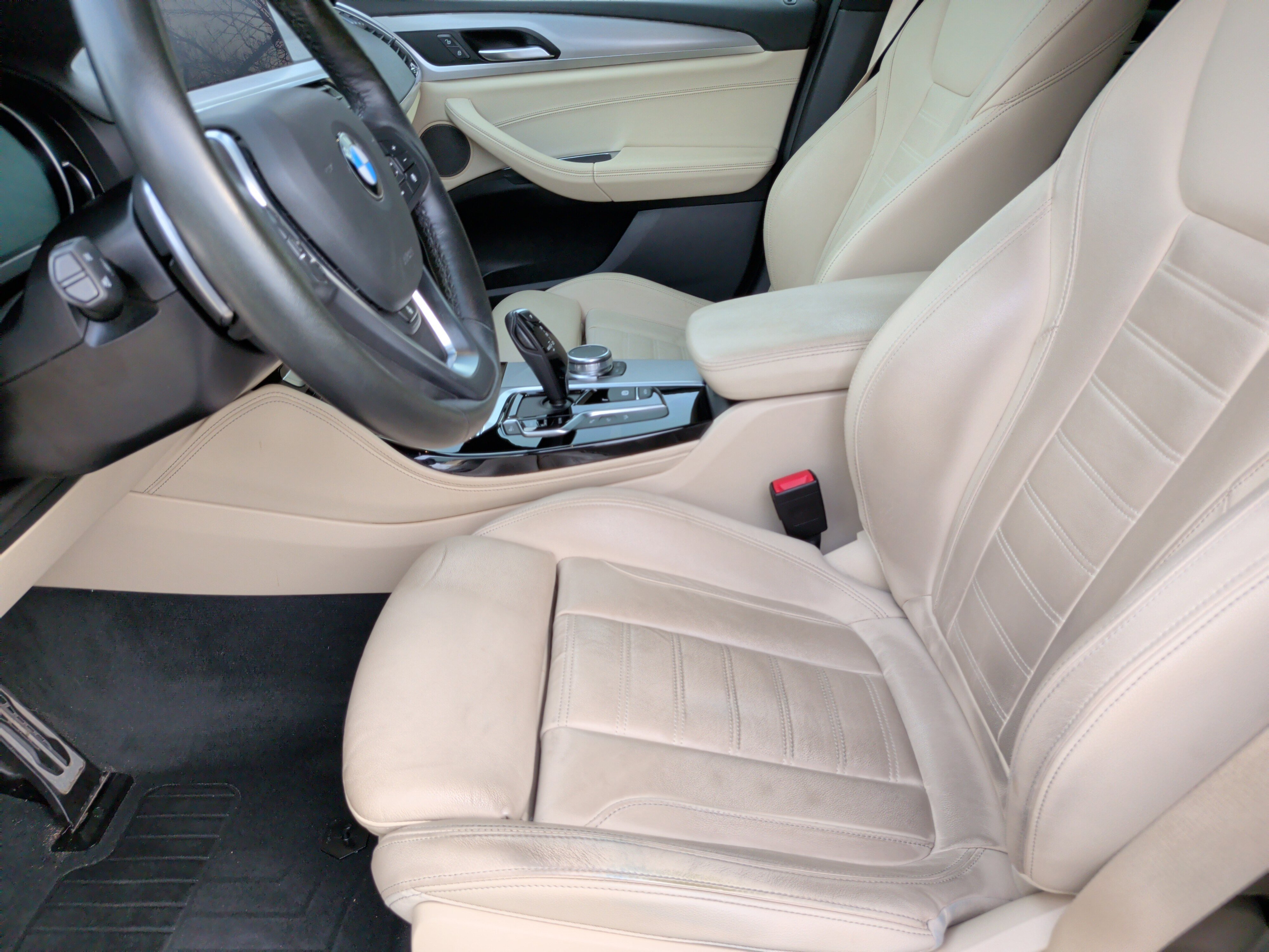 Used 2019 BMW X4 xDrive30i w/ Executive Package image 25