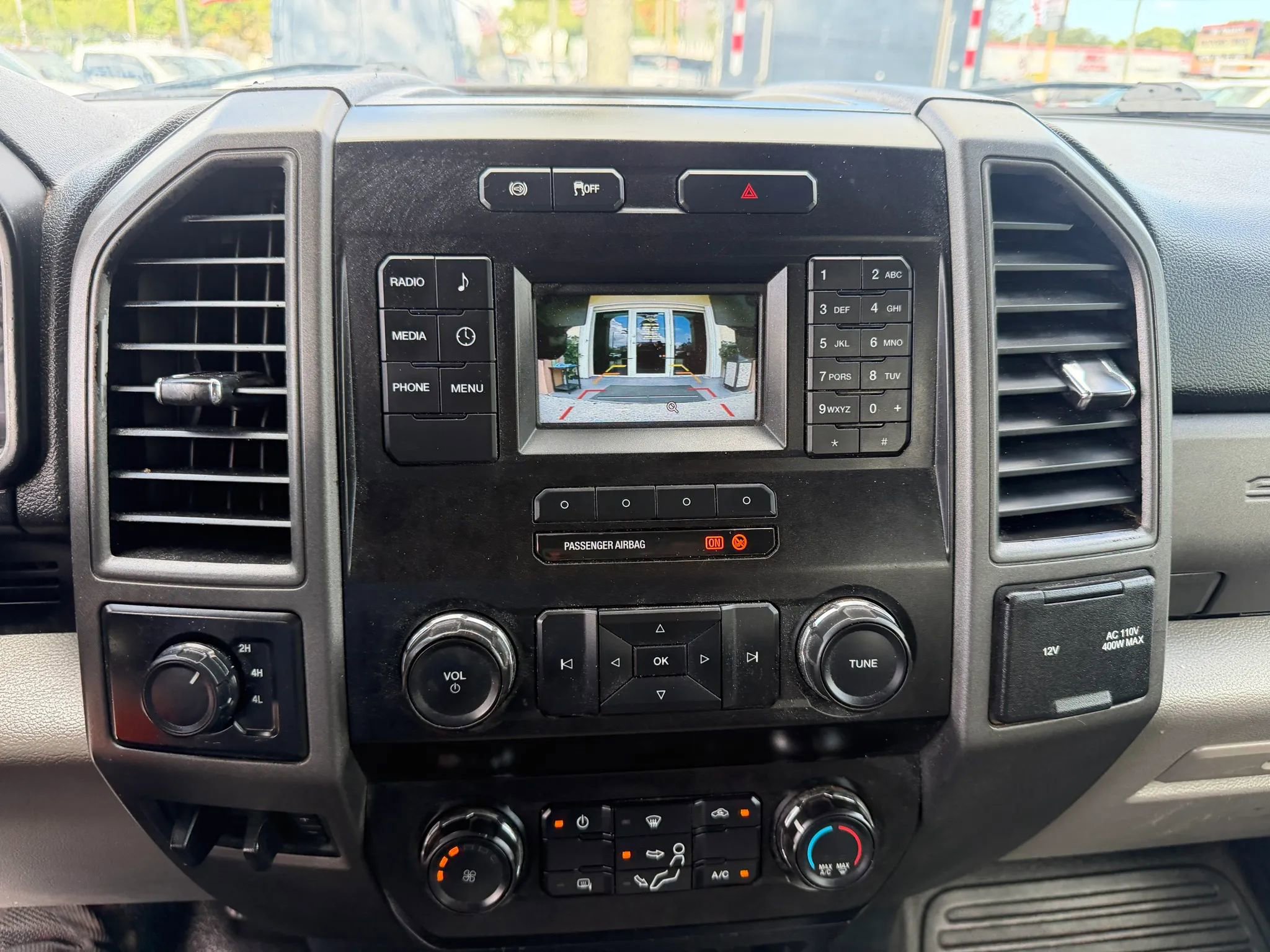 Used 2019 Ford F550 4x4 Crew Cab Super Duty image 12