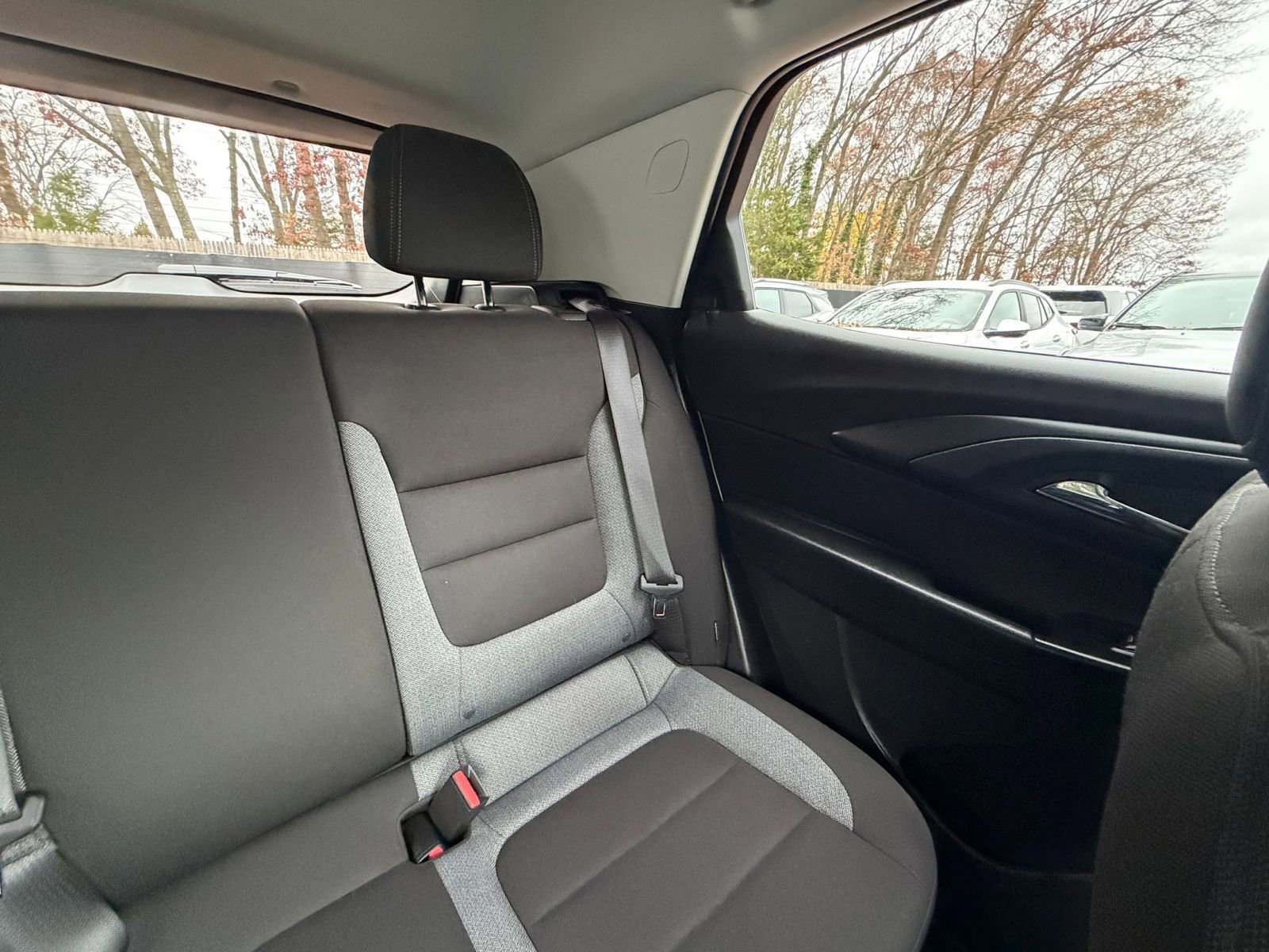 Used 2025 Chevrolet TrailBlazer LT w/ Driver Confidence Package image 35