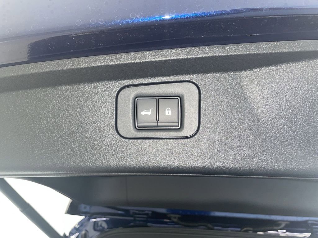 New 2026 Nissan Armada PRO-4X w/ Captain's Chari Seat Package image 17