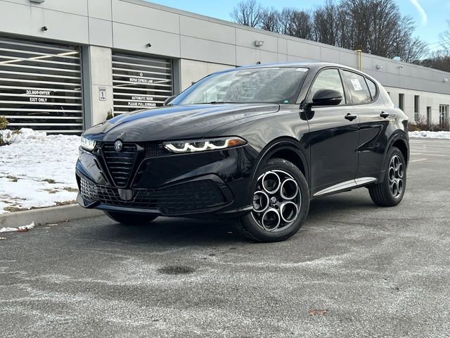 New 2026 Alfa Romeo Tonale image 1
