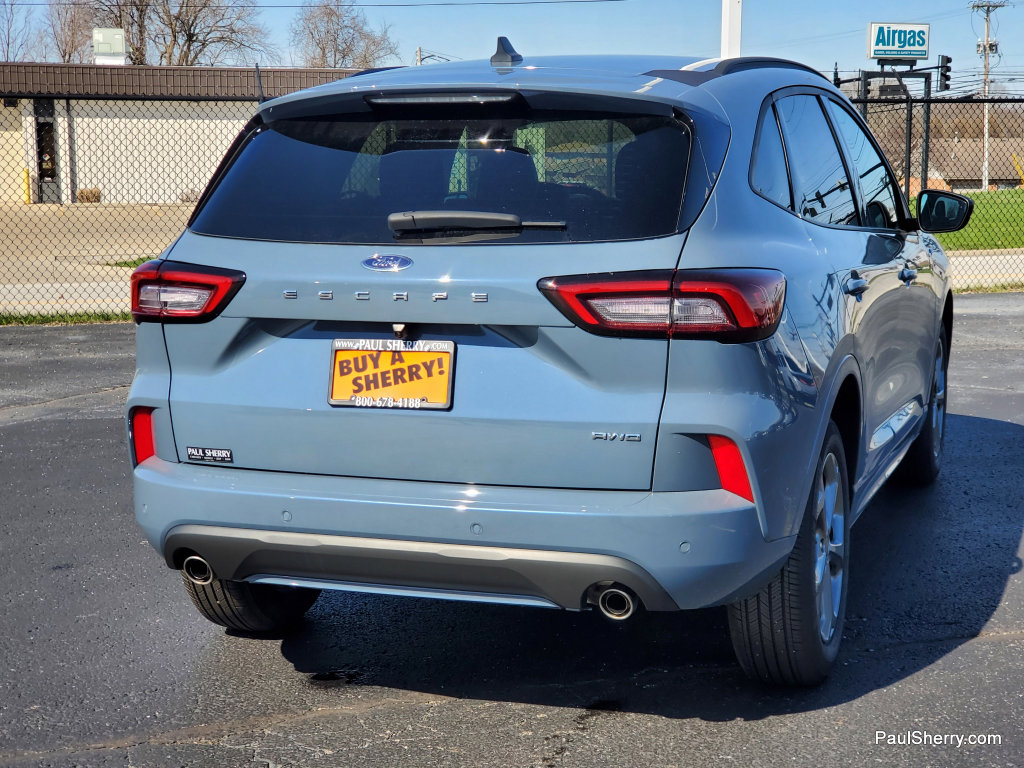 Used 2024 Ford Escape ST-Line w/ Tech Pack #1 image 12