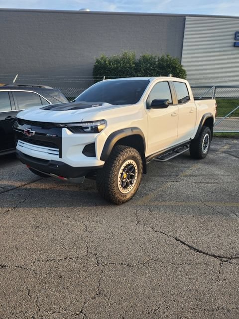 Used 2026 Chevrolet Colorado ZR2 AWD/4WD image 5