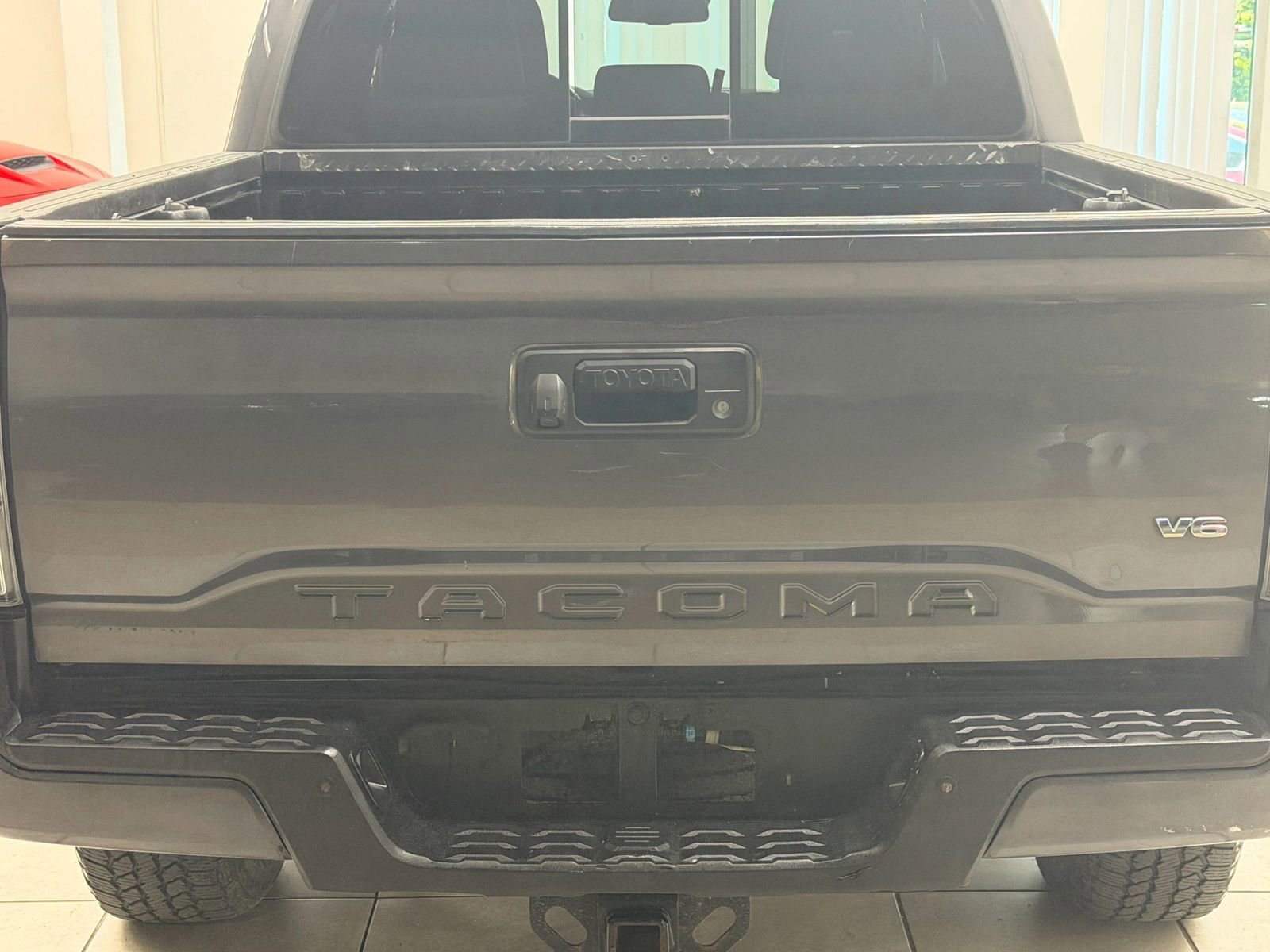 Used 2021 Toyota Tacoma TRD Sport w/ Technology Package AWD/4WD image 11