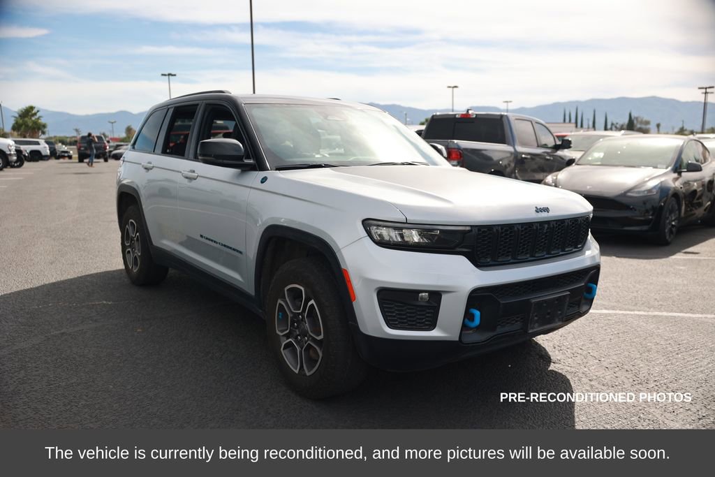 Used 2022 Jeep Grand Cherokee Trailhawk image 8