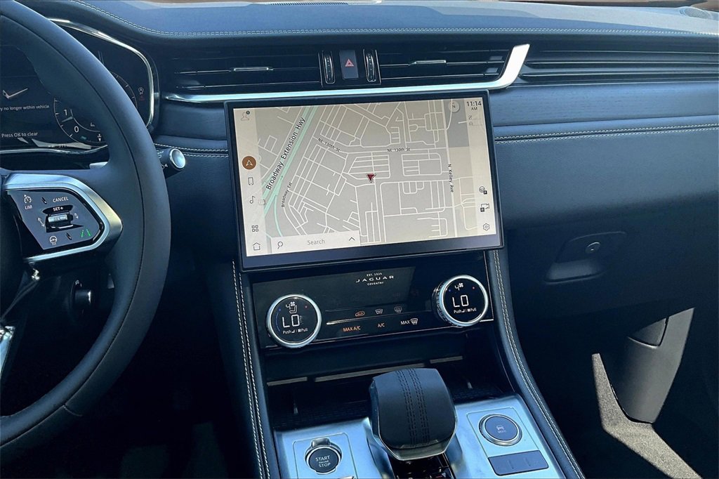 New 2026 Jaguar F-PACE R-Dynamic S image 7