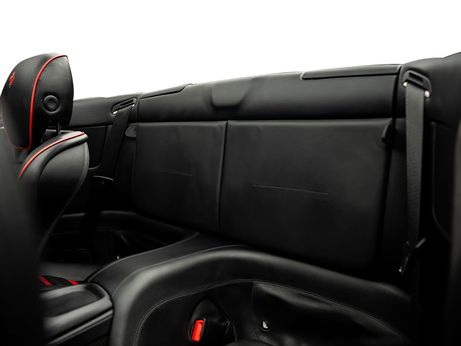 Used 2013 Ferrari California RWD image 42