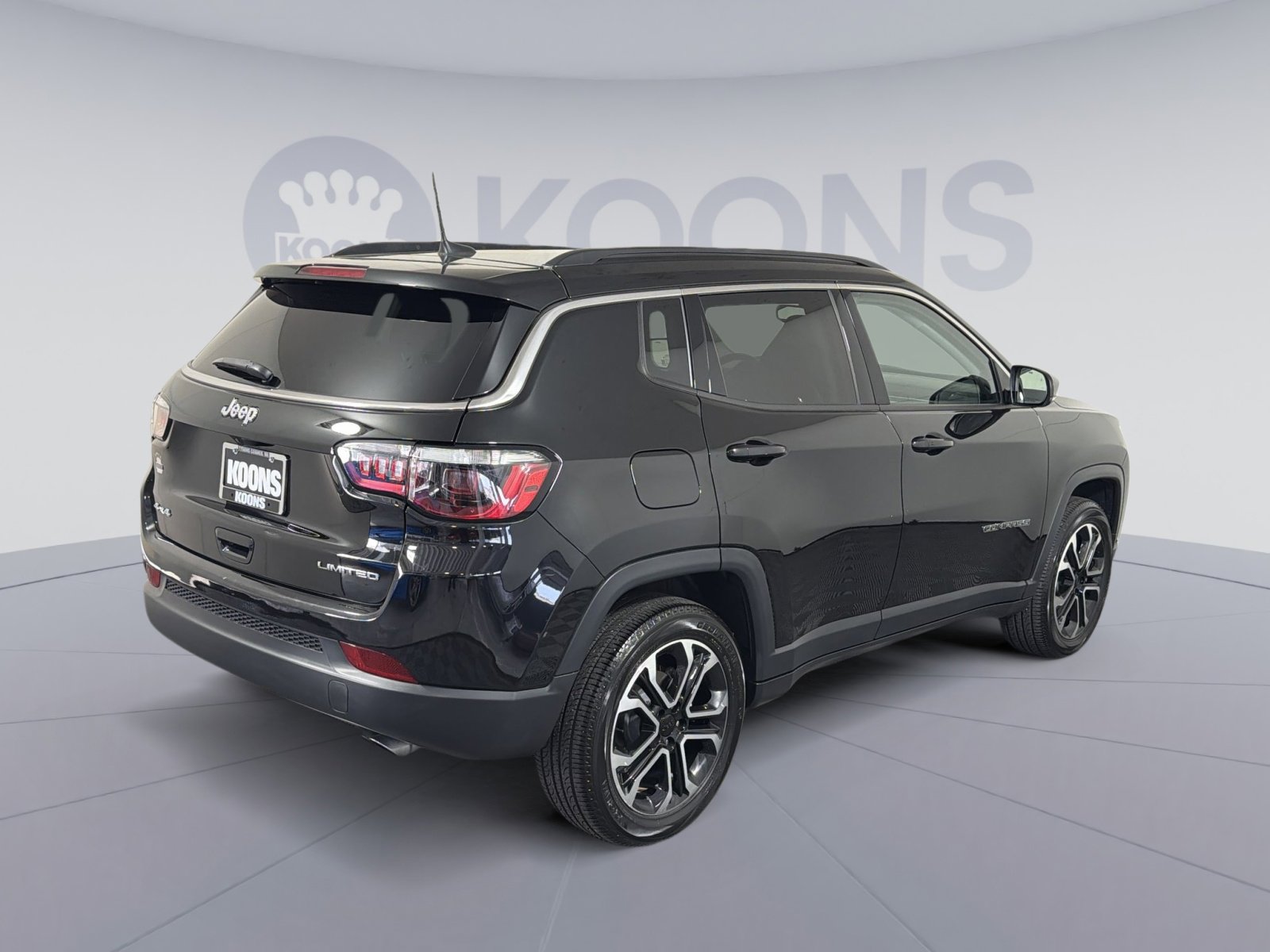 Used 2022 Jeep Compass Limited w/ Sun and Sound Group image 7