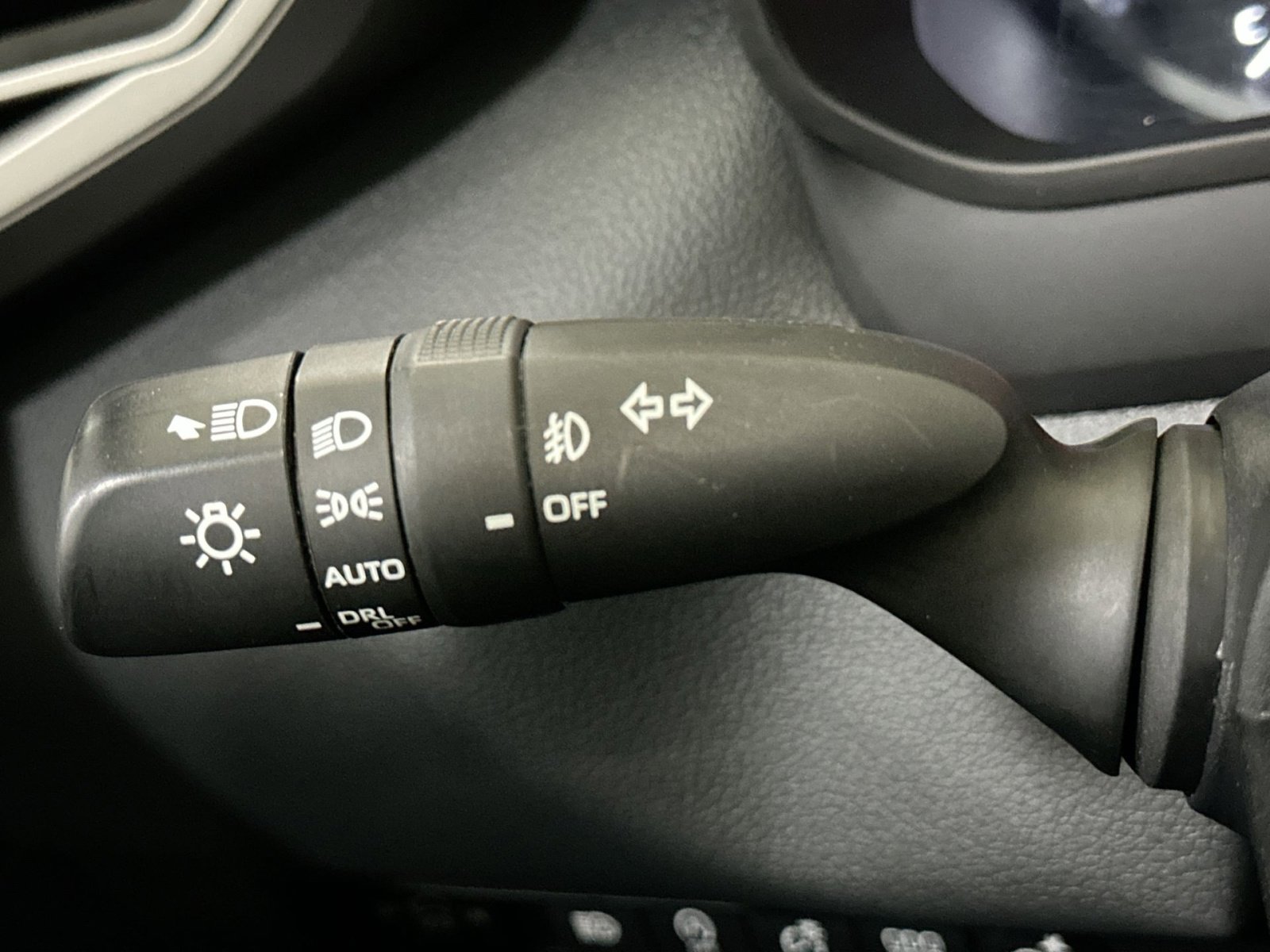 Used 2023 Toyota Tundra Limited image 30