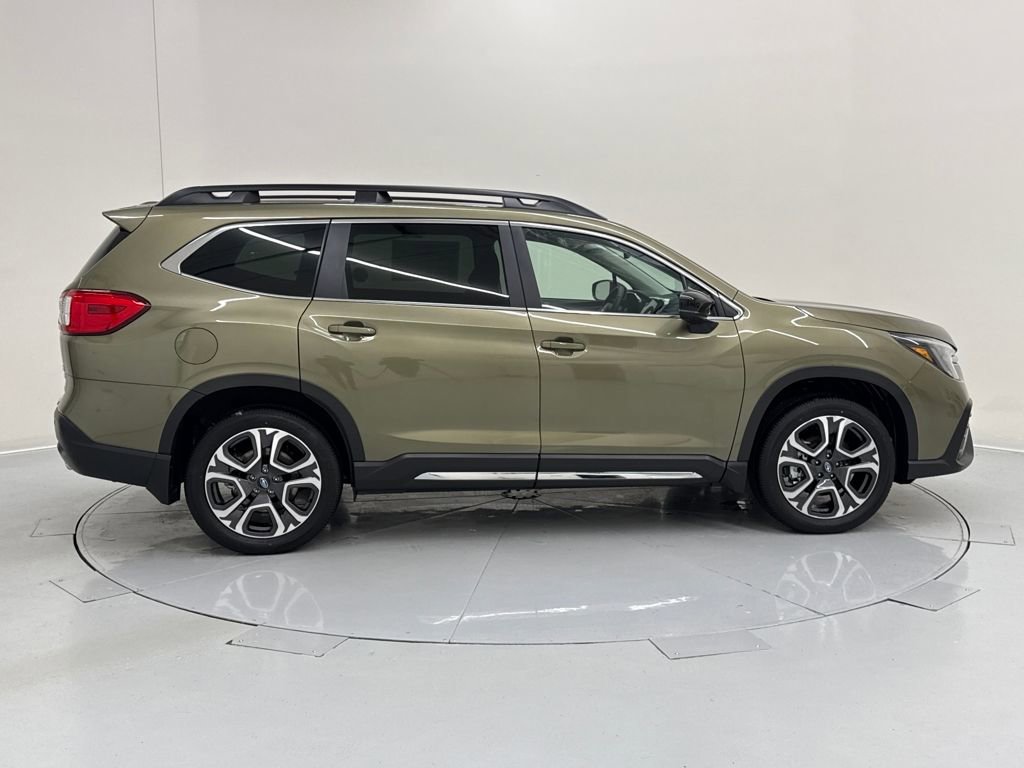 New 2026 Subaru Ascent Limited image 7