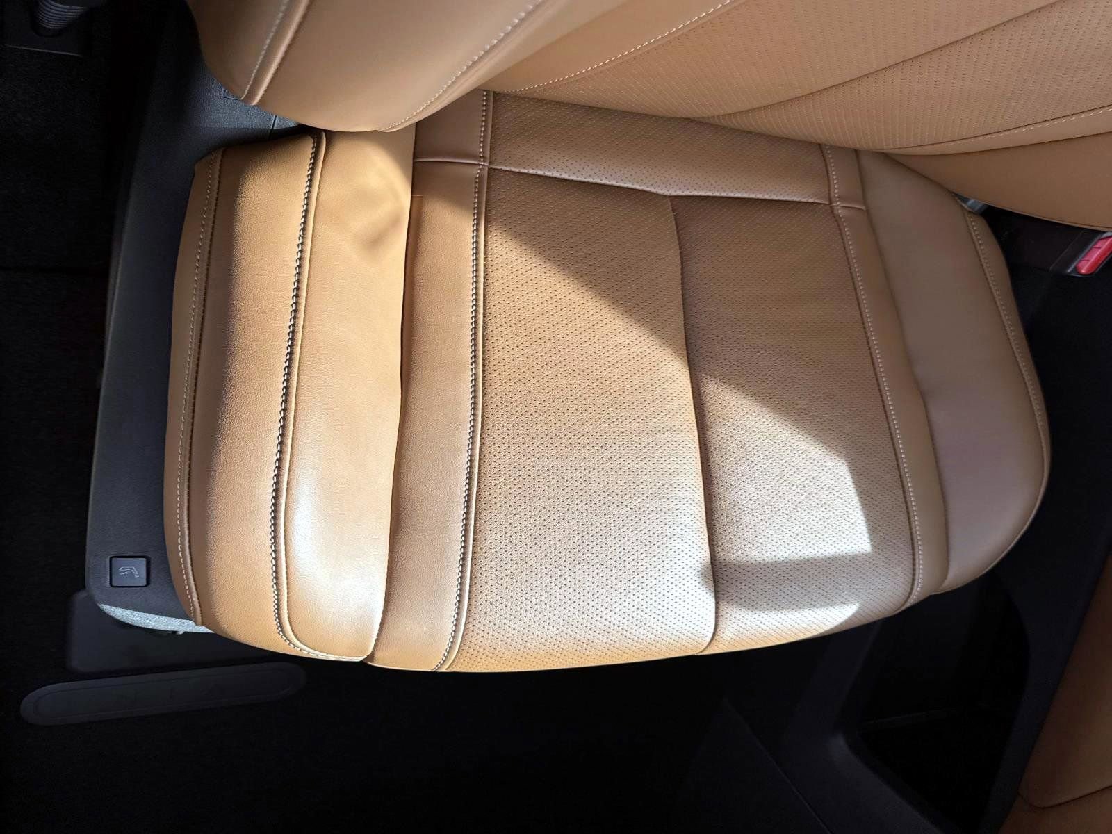 Certified 2025 INFINITI QX60 Sensory image 14