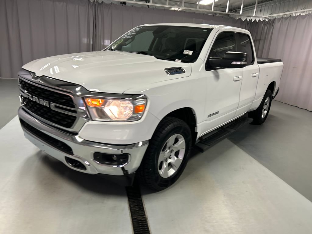 Used 2022 RAM 1500 Big Horn AWD/4WD image 3