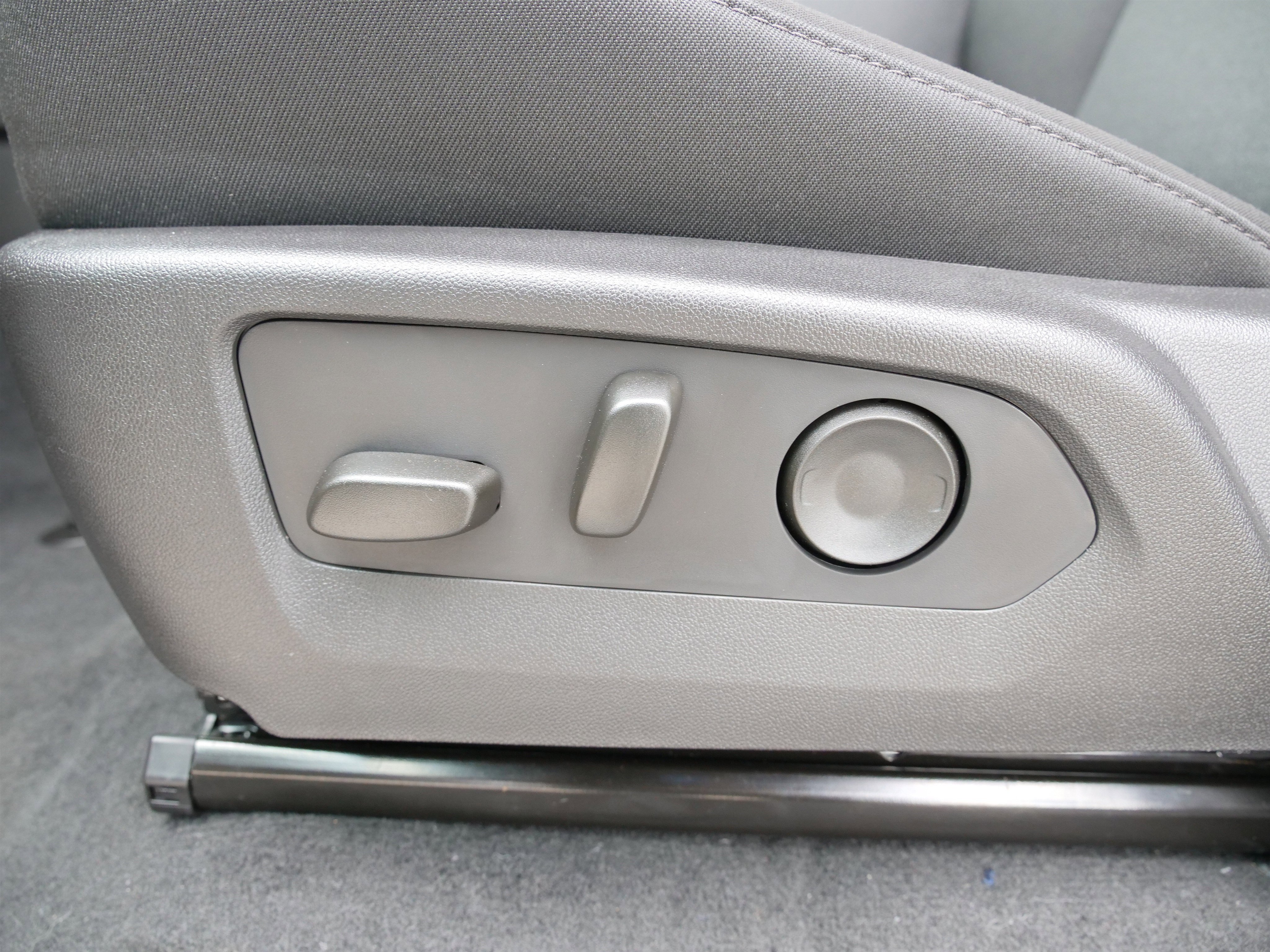 New 2026 Chevrolet Colorado W/T w/ WT Custom Package image 15