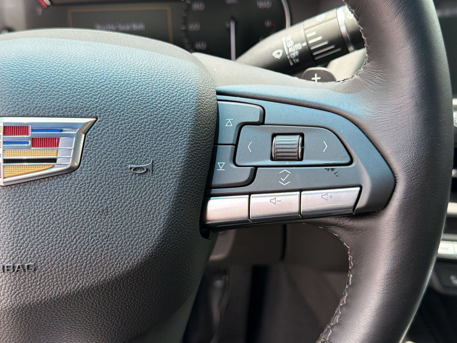 Used 2025 Cadillac CT4 Premium Luxury RWD image 17