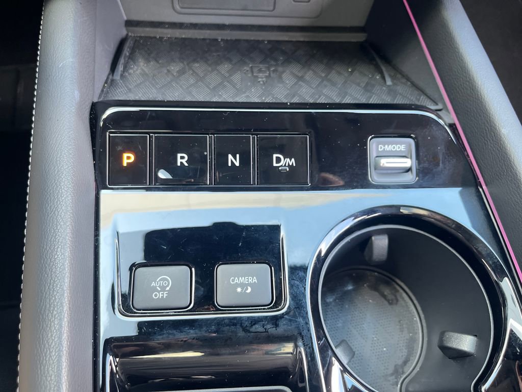 Certified 2025 Nissan Murano Platinum w/ Cargo Package image 28