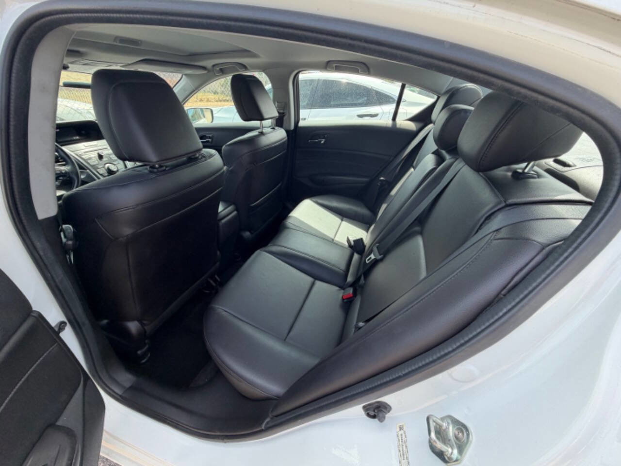 Used 2018 Acura ILX image 11