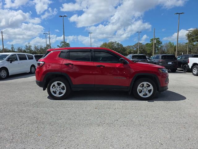 Used 2023 Jeep Compass Sport image 9