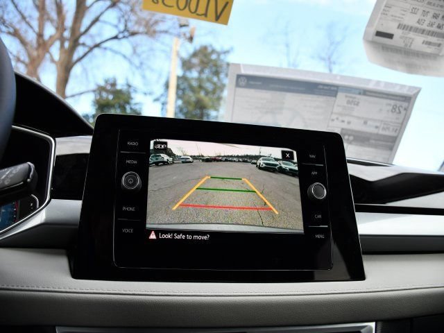 New 2026 Volkswagen Taos SEL AWD/4WD image 14