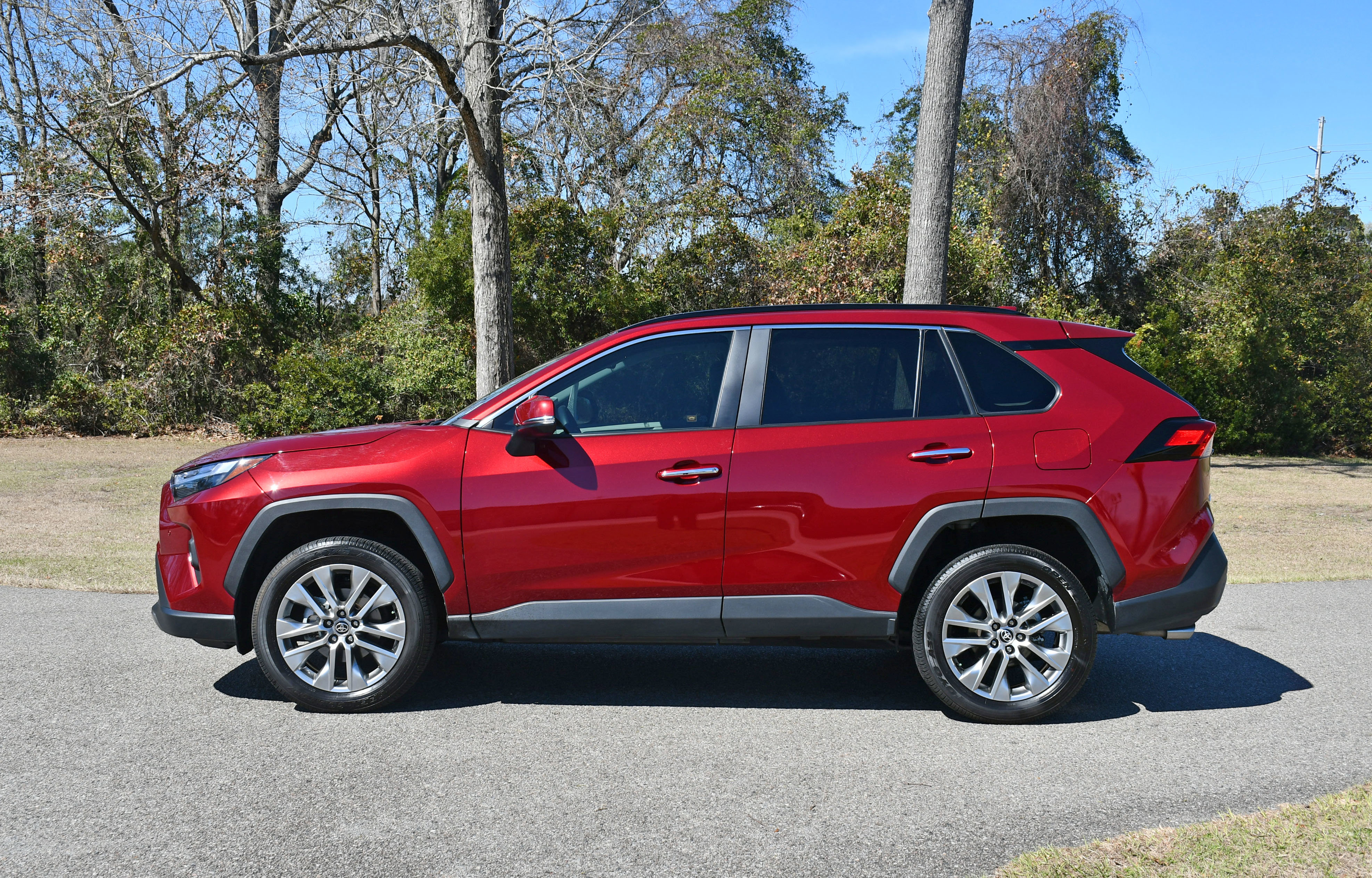 Used 2023 Toyota RAV4 Limited w/ Limited Grade Weather Package image 2