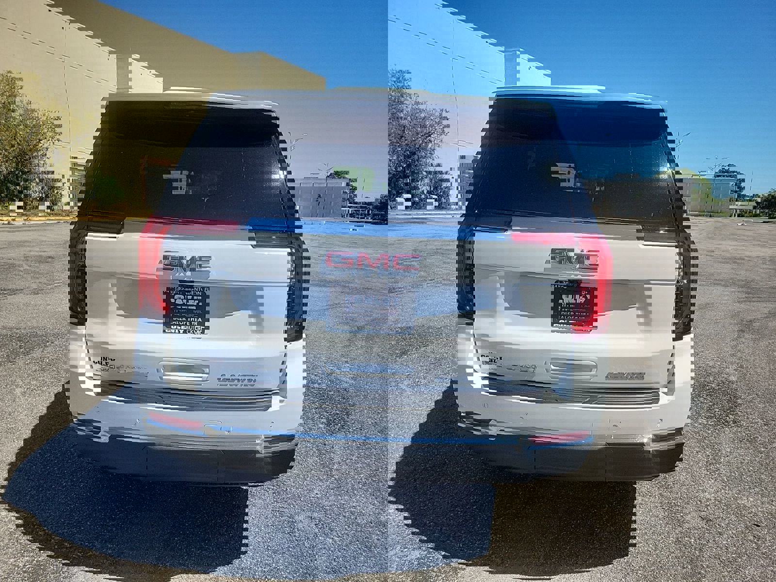 New 2026 GMC Yukon XL Elevation w/ Elevation Premium Package image 6