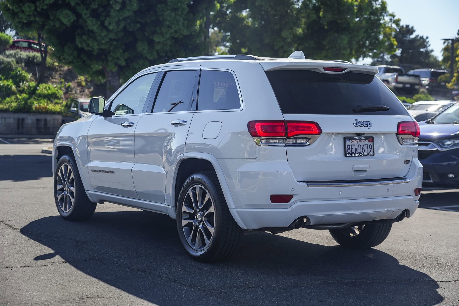Used 2018 Jeep Grand Cherokee Overland image 8