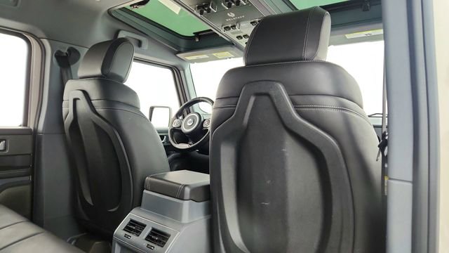 Used 2025 INEOS Grenadier AWD/4WD image 28