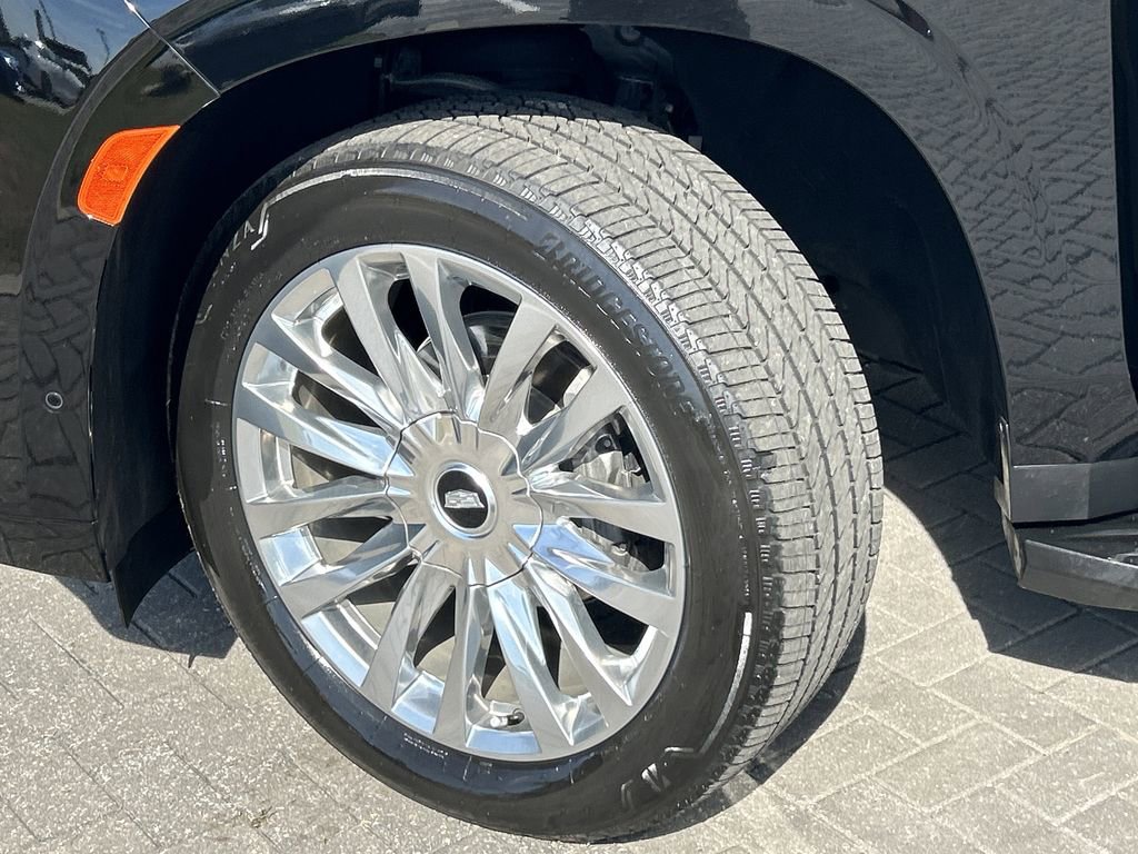 Certified 2024 Cadillac Escalade Premium Luxury image 31