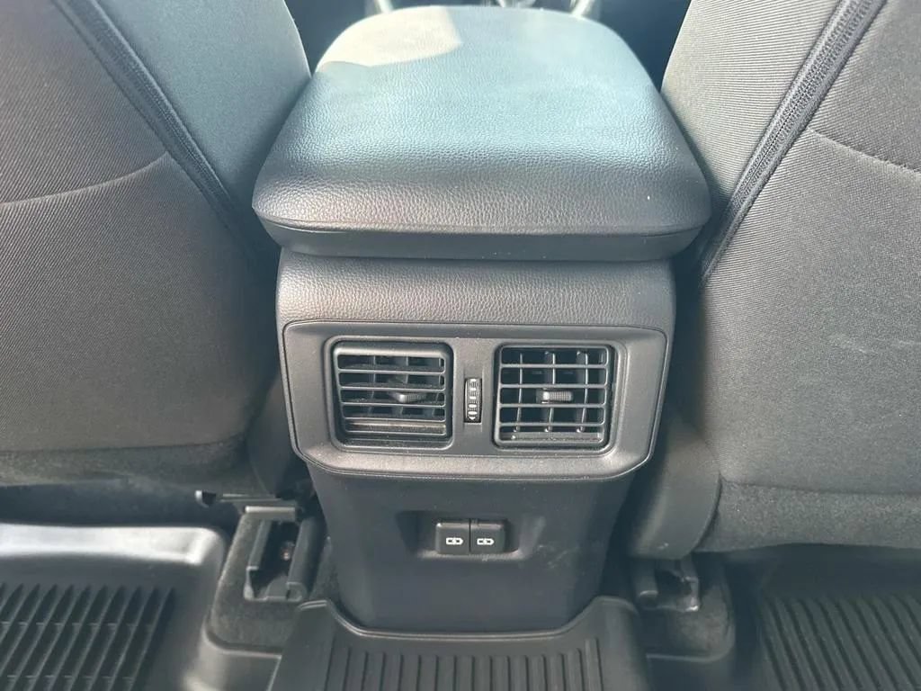 Used 2024 Toyota RAV4 XLE w/ Convenience Package AWD/4WD image 20
