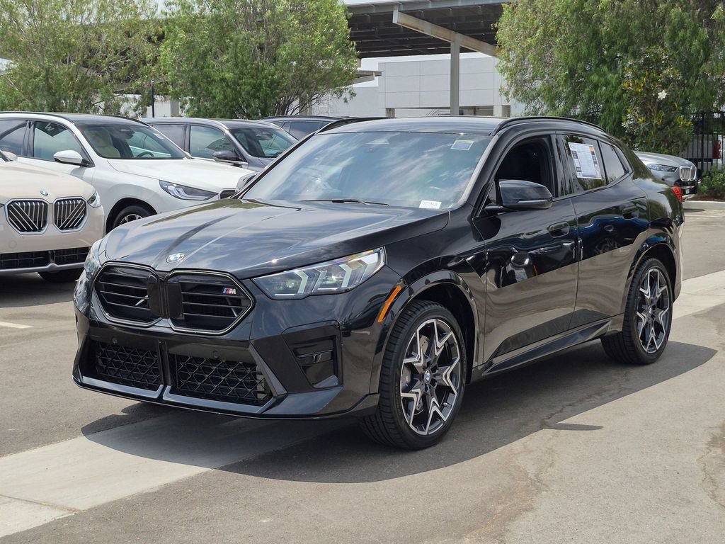 Used 2024 BMW X2 M35i AWD/4WD image 2