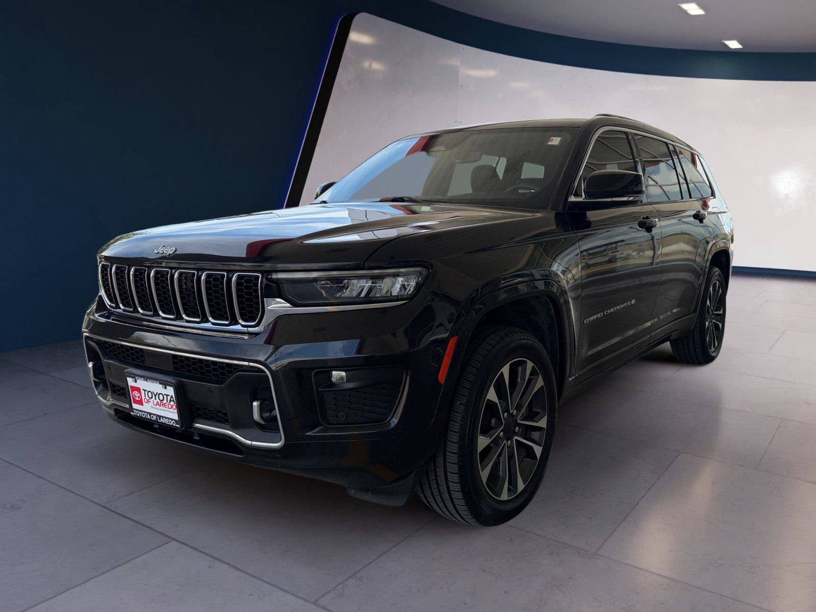 Used 2024 Jeep Grand Cherokee L Overland w/ Trailer Tow Package