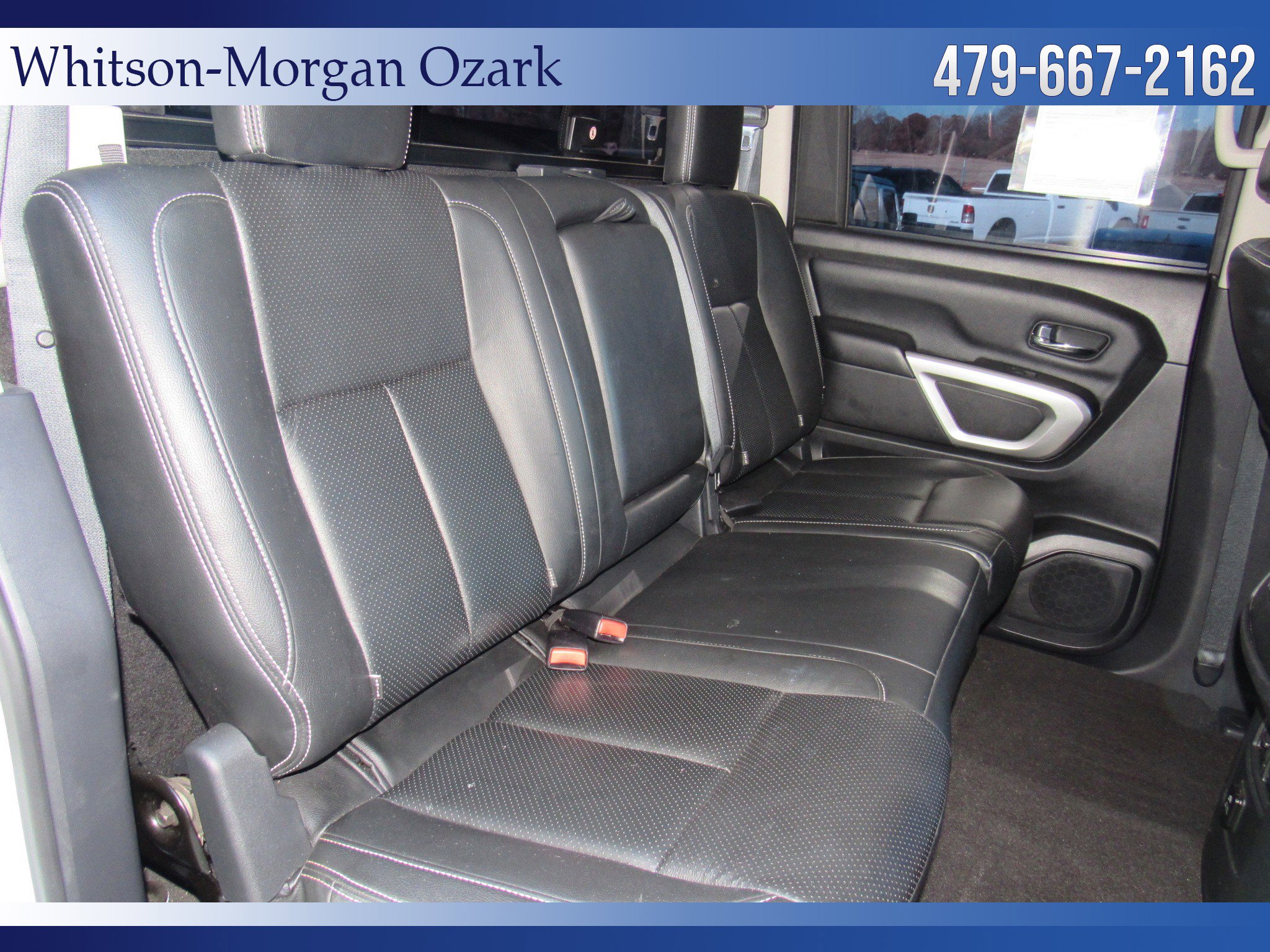 Used 2018 Nissan Titan SV w/ SV Convenience Package image 24