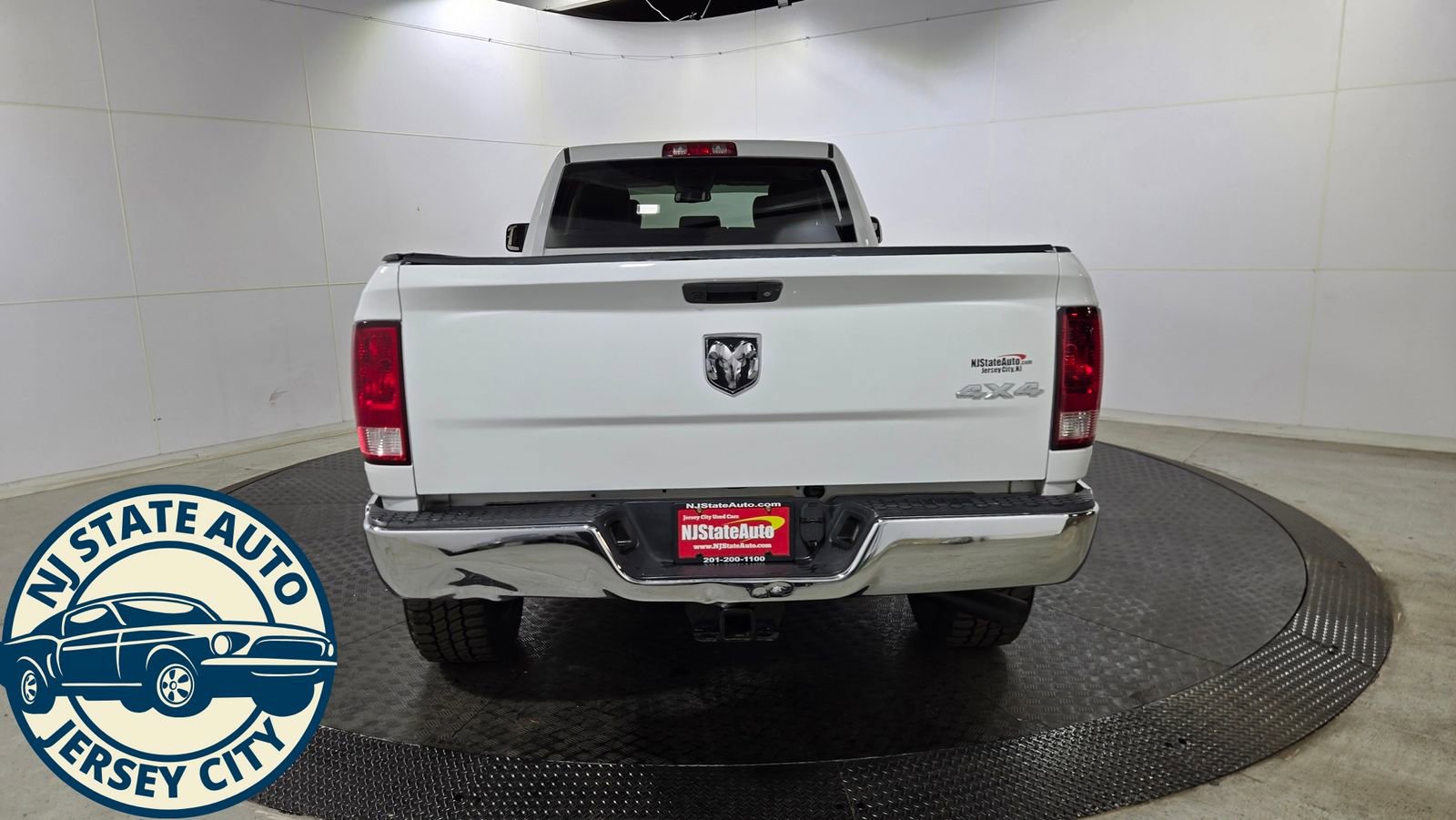 Used 2018 RAM 2500 Tradesman w/ Chrome Appearance Group image 6