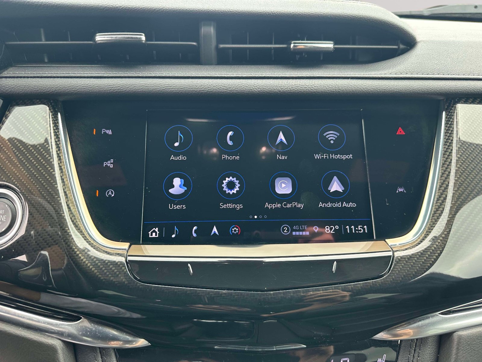 Certified 2022 Cadillac XT6 Sport w/ Technology Package AWD/4WD image 10