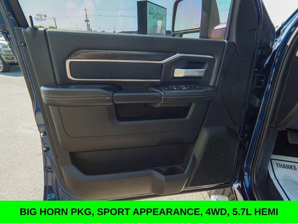 Used 2024 RAM 2500 Big Horn w/ Night Edition AWD/4WD image 17