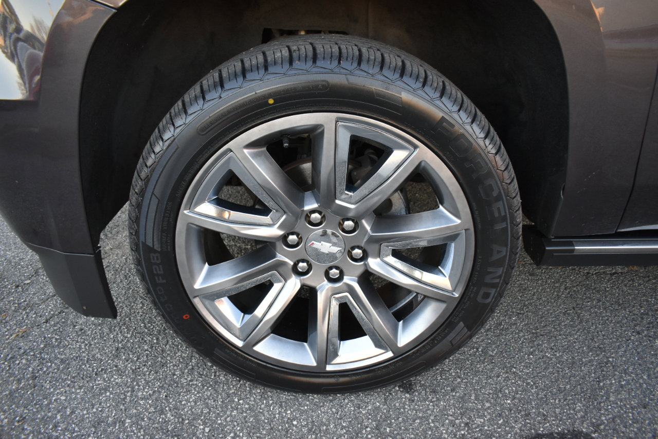 Used 2015 Chevrolet Suburban LTZ image 39